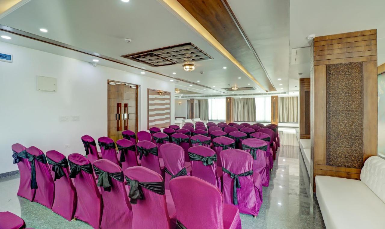 Sanskar Hotel Jaipur Luaran gambar