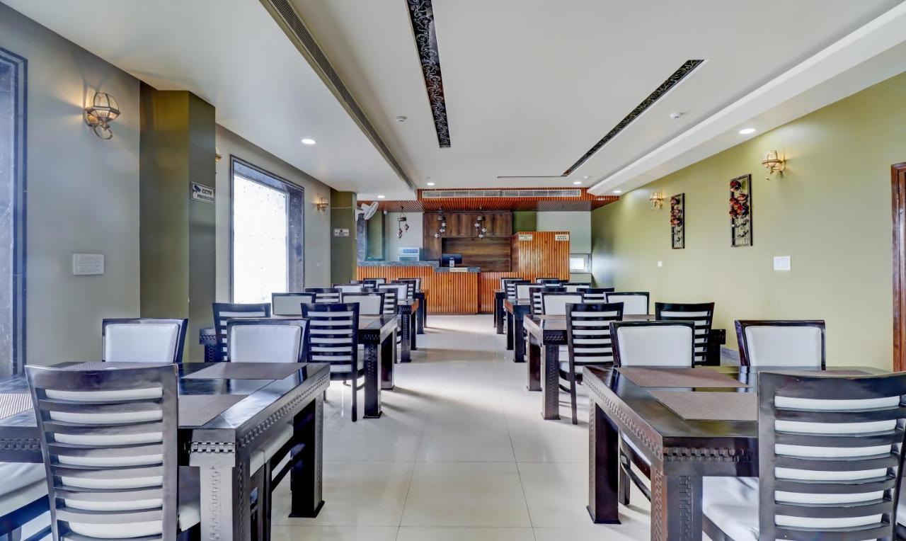Sanskar Hotel Jaipur Luaran gambar