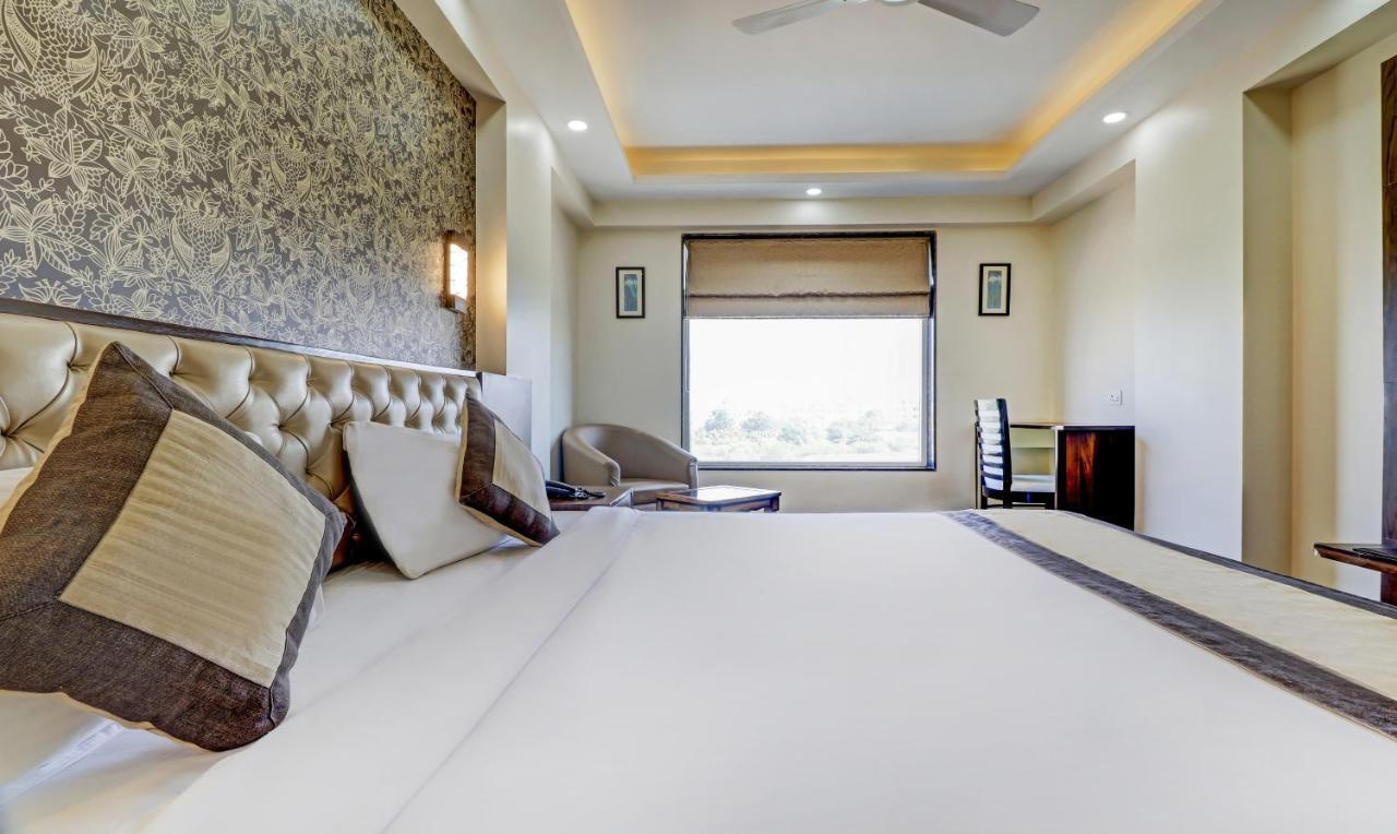 Sanskar Hotel Jaipur Luaran gambar