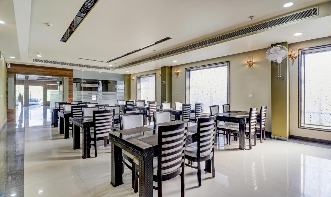 Sanskar Hotel Jaipur Luaran gambar