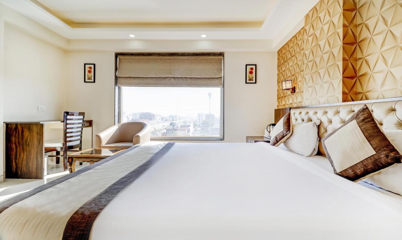 Sanskar Hotel Jaipur Luaran gambar