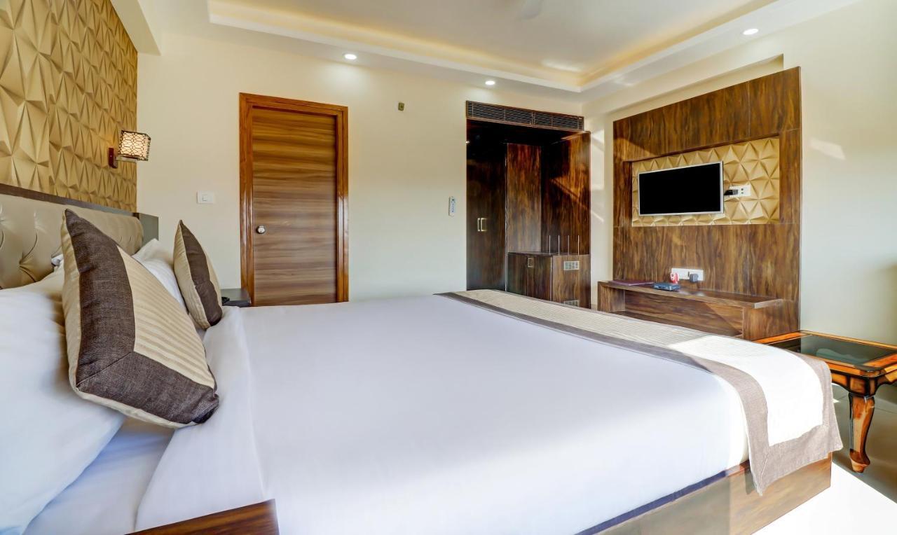 Sanskar Hotel Jaipur Luaran gambar